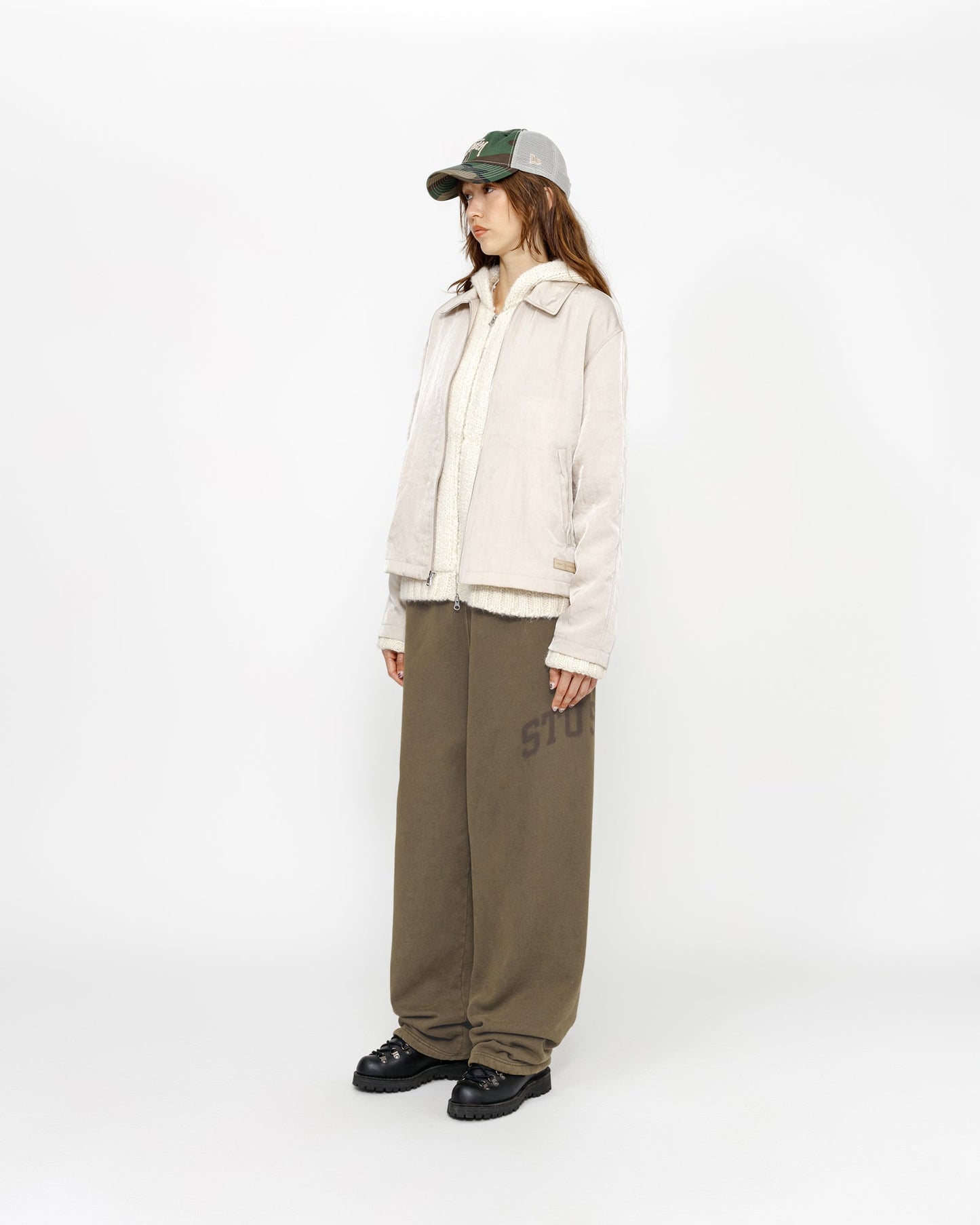 PANTALON EN MOLLETON GRAPHIQUE DÉLAVÉ