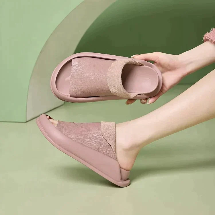Pantoufles compensées en cuir italien LetcloTM pour femme